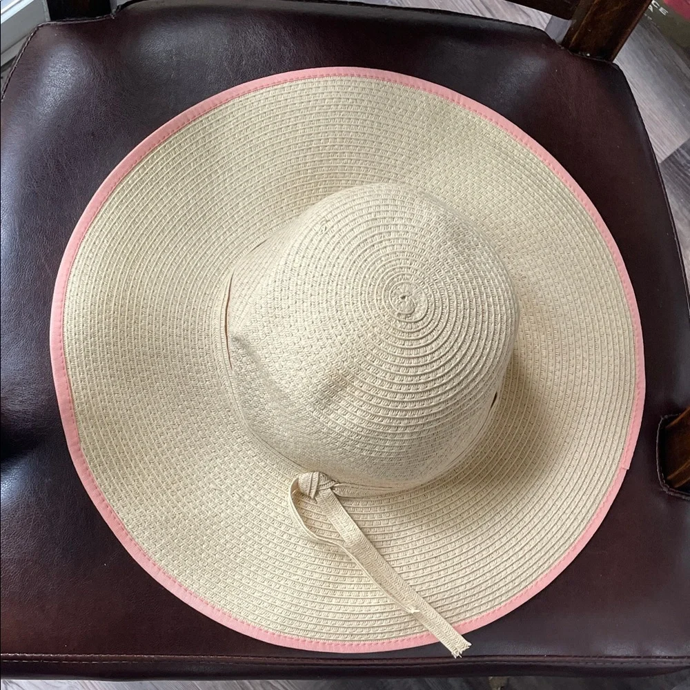 D&Y Cream and Pink Kids Sun Hat